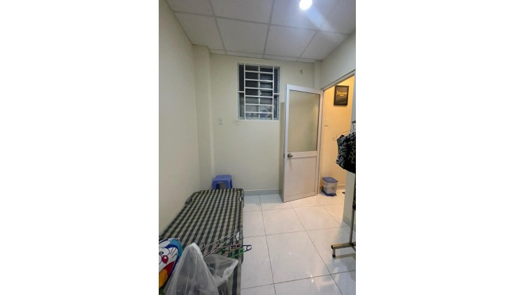 Bán Nhà Chu Văn An 30m2, Lô góc 2 P.Nngủ Gần CoopMart Nhỉnh 3 Tỉ